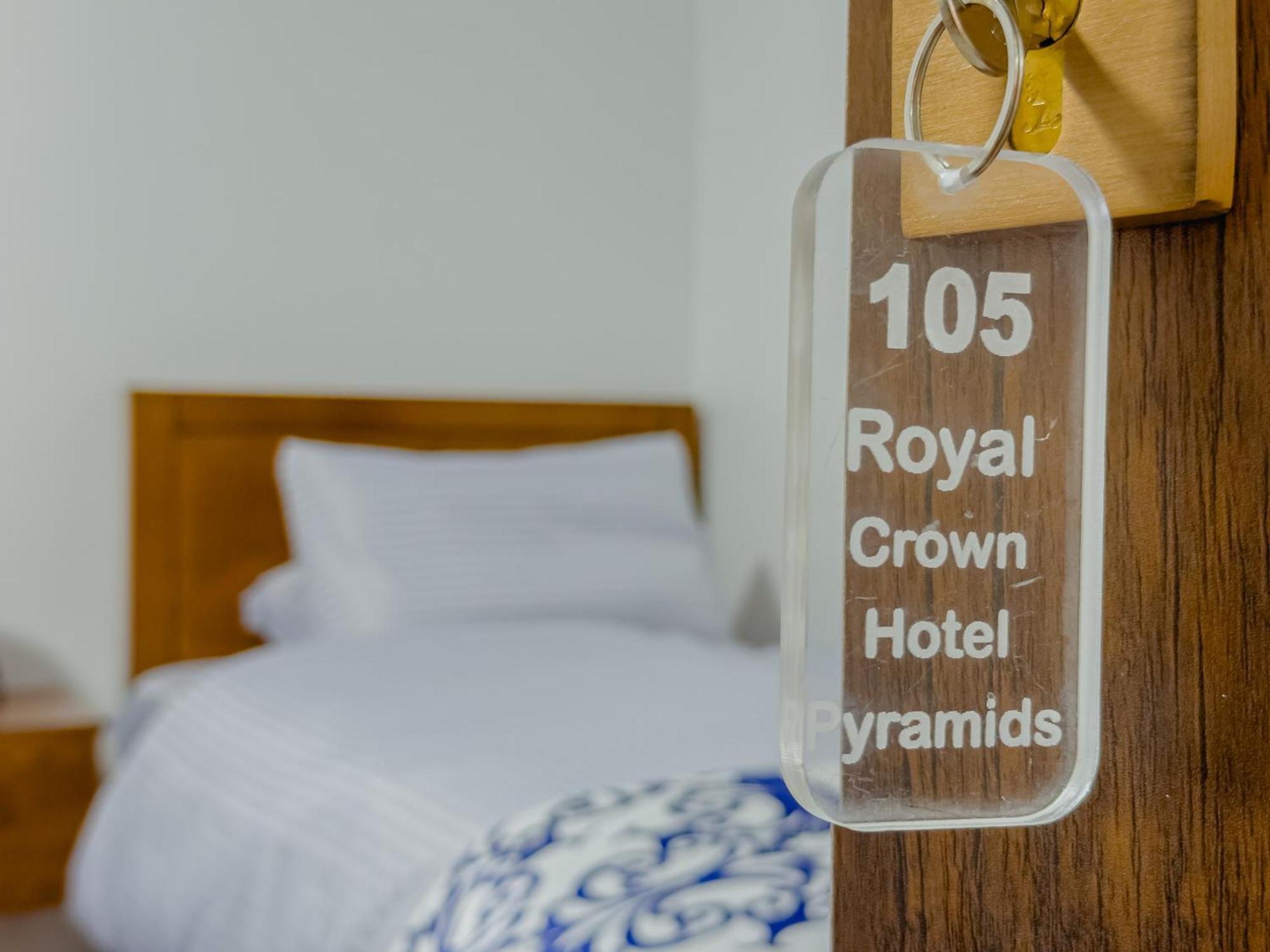 Royal Crown Hotel Giza Pyramids View Kafrat al Jabal Bagian luar foto