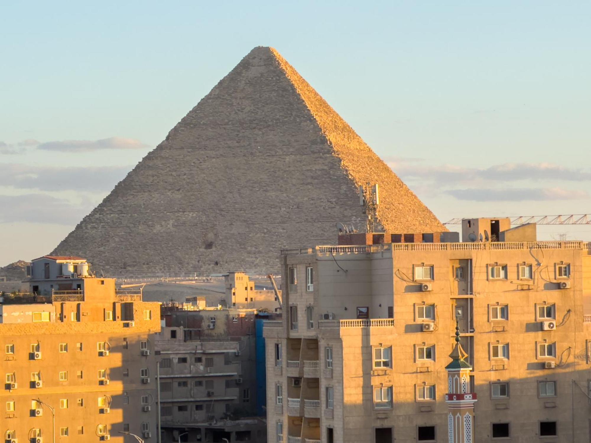 Royal Crown Hotel Giza Pyramids View Kafrat al Jabal Bagian luar foto