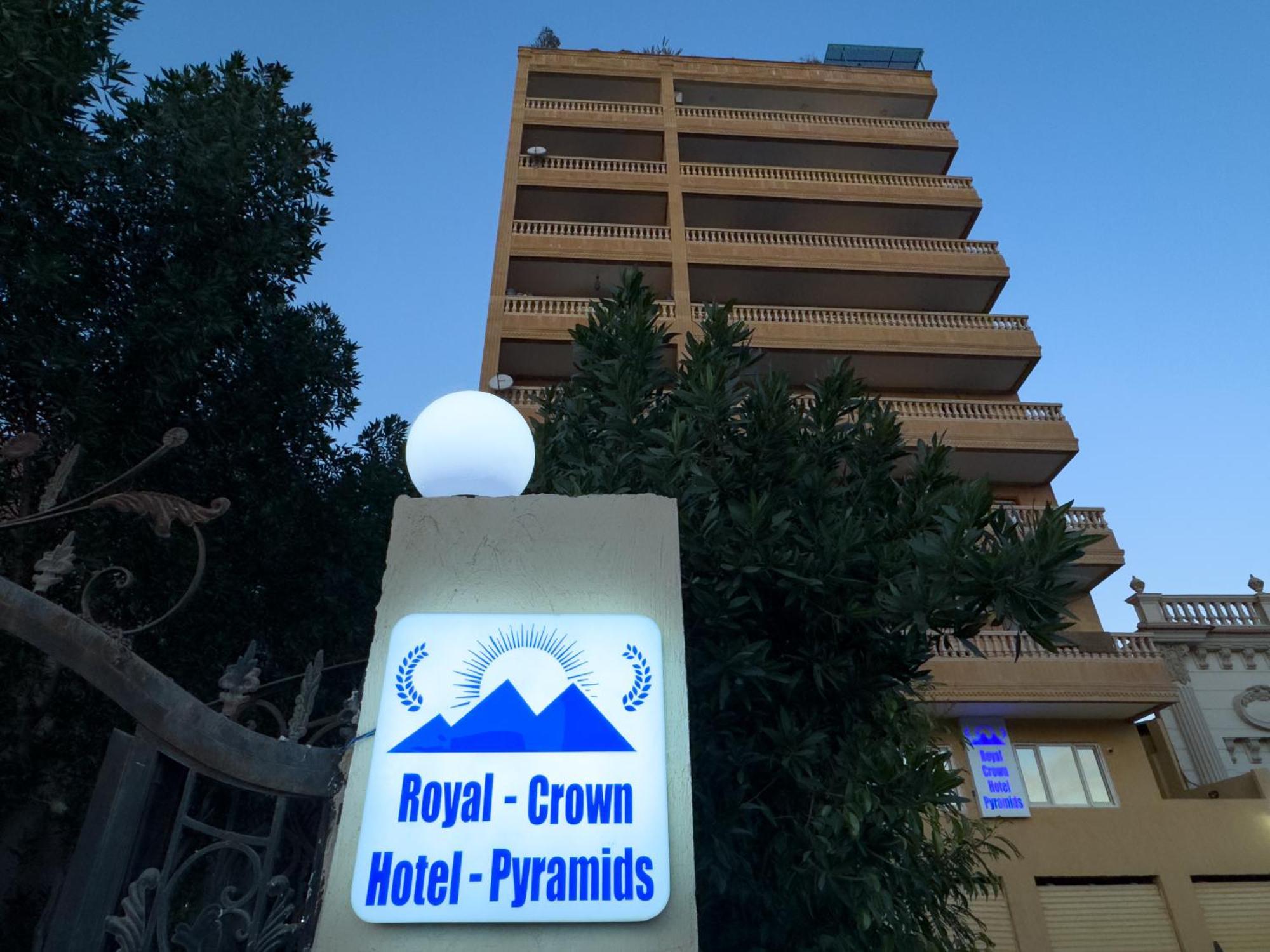 Royal Crown Hotel Giza Pyramids View Kafrat al Jabal Bagian luar foto