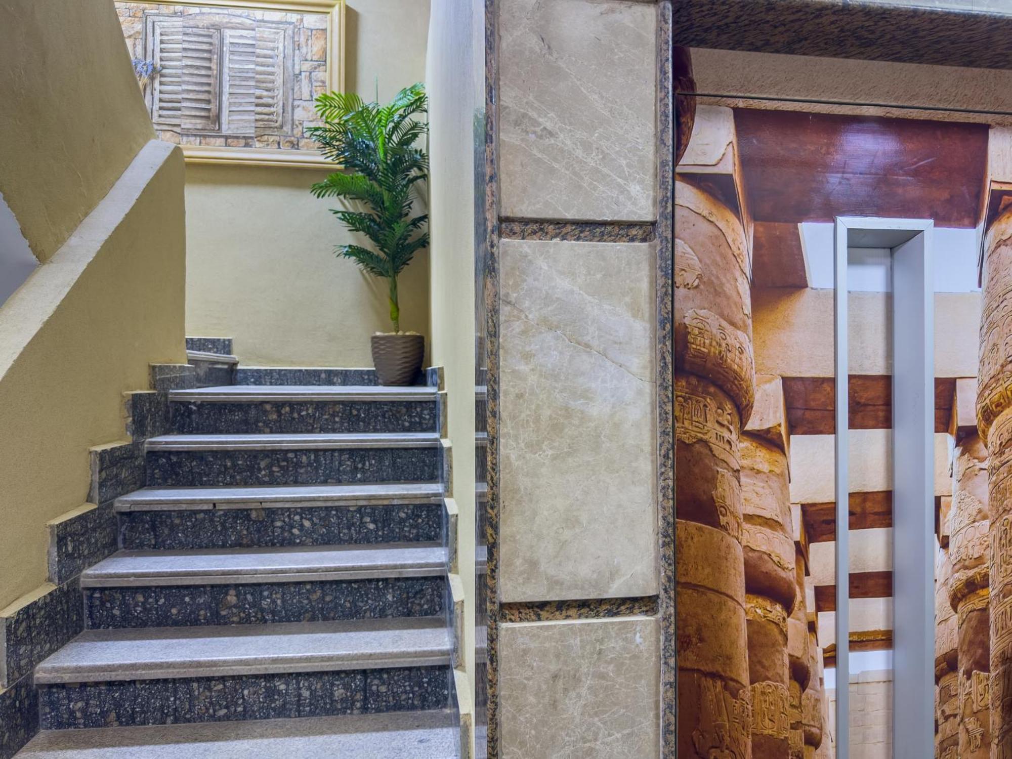 Royal Crown Hotel Giza Pyramids View Kafrat al Jabal Bagian luar foto